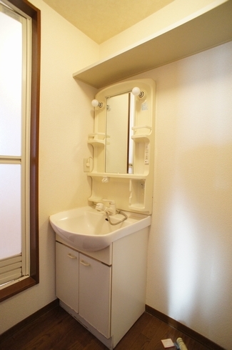 シモ　弐番館 101号-8