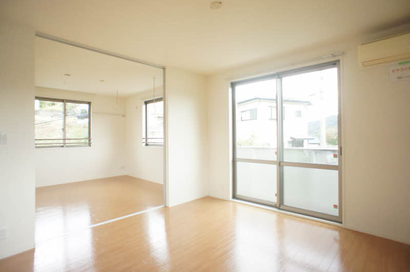 ローズヒルズ 201号-4