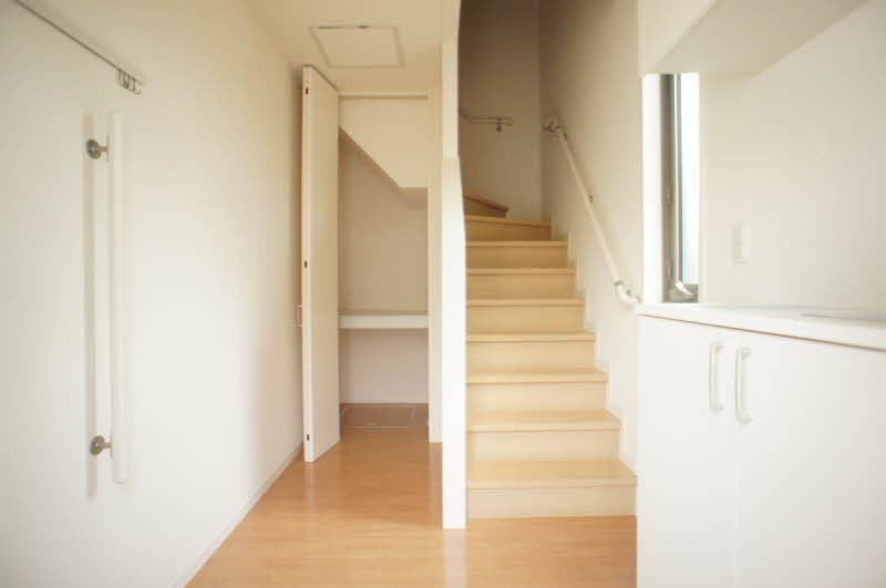 ローズヒルズ 201号-11