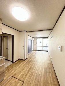 アーバンハイツ　横溝 105号-3