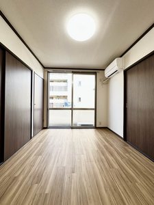 アーバンハイツ　横溝 105号-4