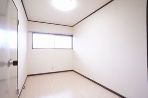 アーバンハイツ　タクマ 102号-5