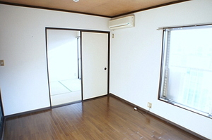 ホワイト　コーポ 202号-3