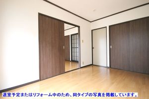 ドミール　スズキ 202号-9