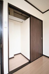 ローゼン　ハイム 206号-4