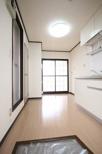 ローゼン　ハイム 206号-11