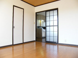 フォーブル 富田 C 201号-4