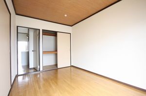 メゾンしろばらＢ 101号-5