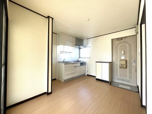 グリーン　ストリート 205号-3