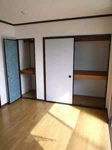 メゾン 中松 202号-4