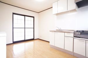 メゾン　アミ 202号-5