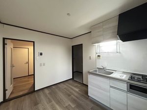 メゾン　村上 202号-5