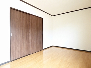 エレガンス　粕谷　Ｂ 201号-6