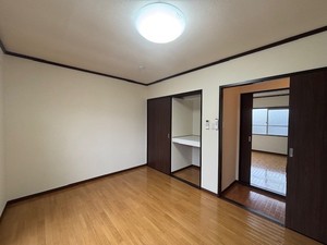 アネックスガーデン山中　Ｅ 102号-4