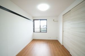 ファミール・メゾン 201号-8