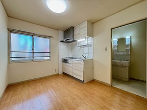 フレグランス　サンエイ 203号-2