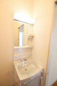 シャルマン ハイツ E 101号-7