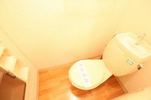 シャルマン ハイツ E 101号-8