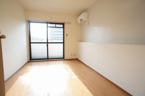 レジデンス　岡田 405号-2