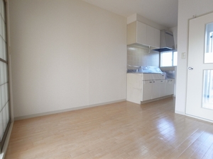 ドミール リン B 205号-3