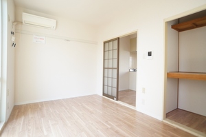 Ｃｏｕｒｔ　Ｖｉｌｌａｇｅ 101号-2