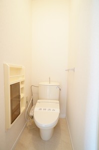 Ｃｏｕｒｔ　Ｖｉｌｌａｇｅ 101号-8