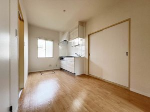 パークビレッヂ A 101号-3