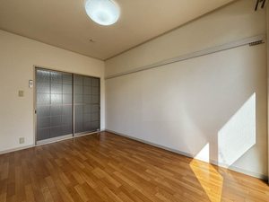 コスモ ハイツ 105号-3