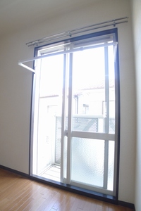 メゾン 長島 E 202号-4