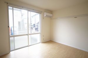 サン・シャンブル　木崎　Ａ 105号-4