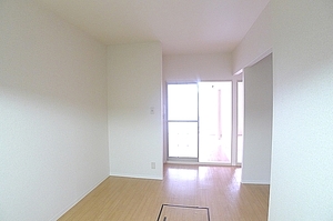 エントピア　細野　Ｄ 101号-6