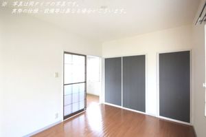 サン・フィール D 201号-2