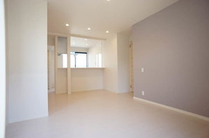 アーバン　ライフ　３番館 102号-1