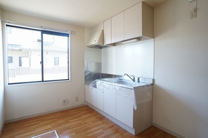 コーポ　ファミール 102号-4