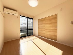 セントラル　ヴィレッジ 202号-3