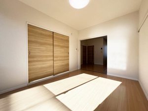 セントラル　ヴィレッジ 202号-4