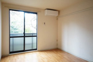 クリスタル　ハイツ 102号-2