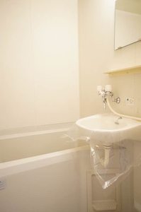 クリスタル　ハイツ 102号-6