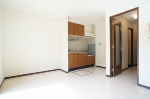 シェルクレールⅢ 103号-3