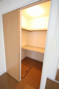 ピコリーノ弐番館 102号-4