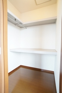 ハイネス 201号-8