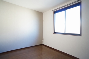 ドルフ桜丘 Ⅱ 102号-5