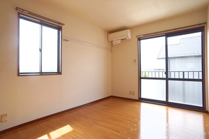 シャルマン南羽生 201号-2