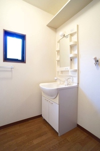 シャルマン南羽生 201号-7