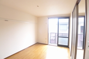 ホワイト・リザイアＡ 202号-4