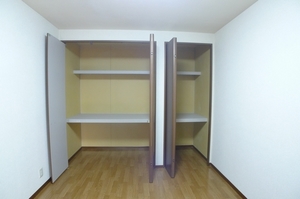 ホワイト・リザイアＡ 202号-7