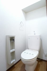 ホワイト・リザイアＡ 202号-10