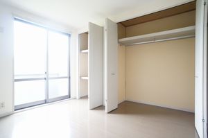 シャインステージE 201号-5