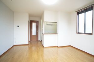 アーバン金井Ｅ 107号-3