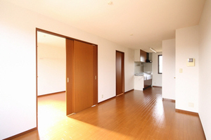 シャーメゾン白岡Ｂ 101号-3